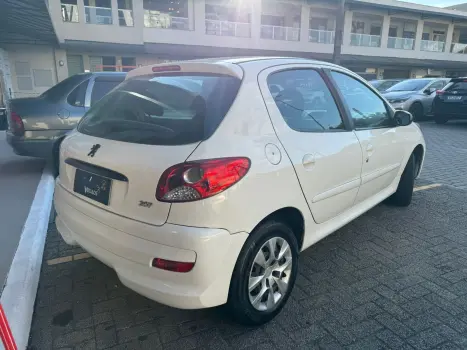 PEUGEOT 207 Hatch 1.4 4P ACTIVE FLEX, Foto 5