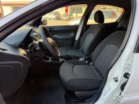 PEUGEOT 207 Hatch 1.4 4P ACTIVE FLEX, Foto 10