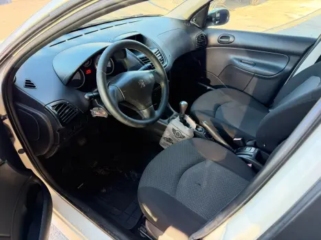 PEUGEOT 207 Hatch 1.4 4P ACTIVE FLEX, Foto 9