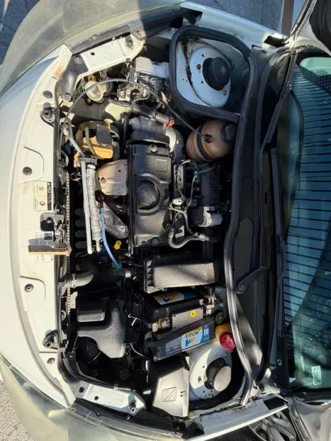 PEUGEOT 207 Hatch 1.4 4P ACTIVE FLEX, Foto 17