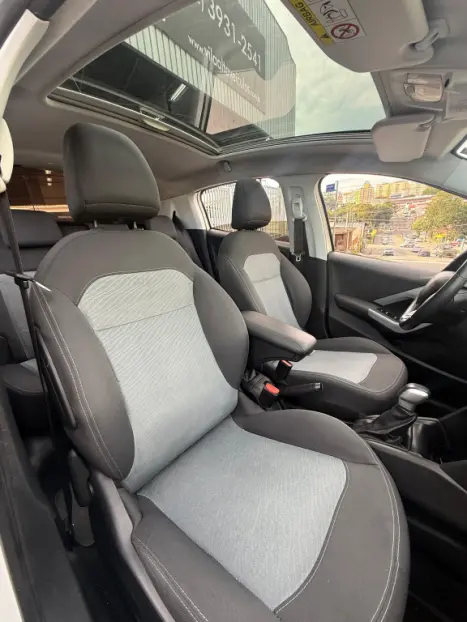 PEUGEOT 208 1.5 4P FLEX ALLURE, Foto 9