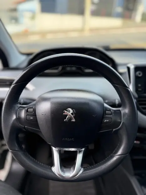 PEUGEOT 208 1.5 4P FLEX ALLURE, Foto 13