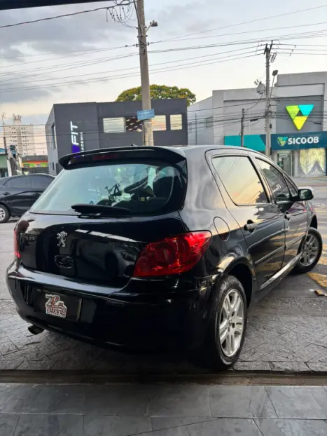 PEUGEOT 307 Hatch 1.6 16V 4P FLEX PRESENCE, Foto 6
