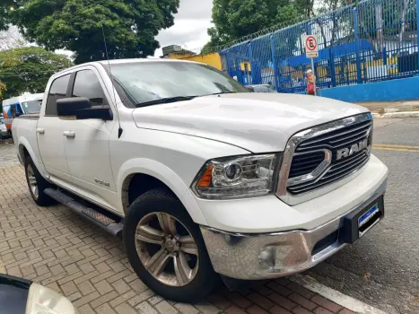 RAM Classic 5.7 V8 32V 4P R/T 4X4 AUTOMTICO, Foto 1