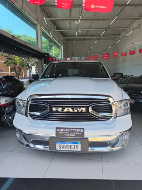 RAM Classic 5.7 V8 32V 4P R/T 4X4 AUTOM�TICO, Foto 8