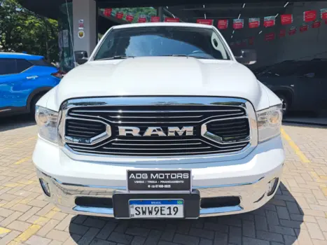 RAM Classic 5.7 V8 32V 4P R/T 4X4 AUTOM�TICO, Foto 12