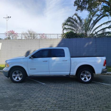 RAM Classic 5.7 V8 32V 4P R/T 4X4 AUTOM�TICO, Foto 7