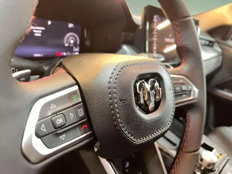 RAM Rampage 2.0 4P HURRICANE 4 TURBO LARAMIE 4X4 AUTOMTICO, Foto 18