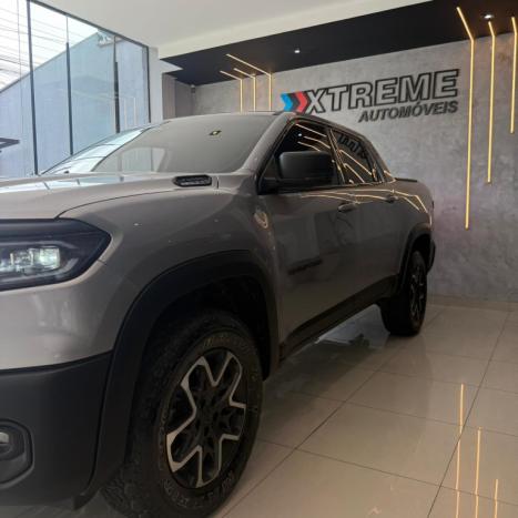 RAM Rampage 2.0 4P HURRICANE 4 TURBO R/T 4X4 AUTOM�TICO, Foto 2