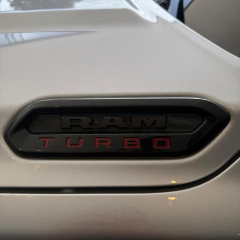 RAM Rampage 2.0 4P HURRICANE 4 TURBO R/T 4X4 AUTOM�TICO, Foto 6