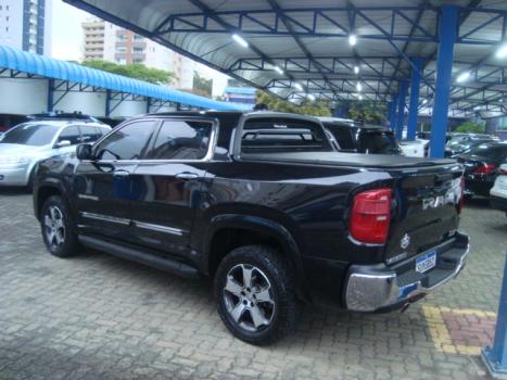 RAM Rampage 2.0 4P HURRICANE 4 TURBO LARAMIE 4X4 AUTOM�TICO, Foto 2
