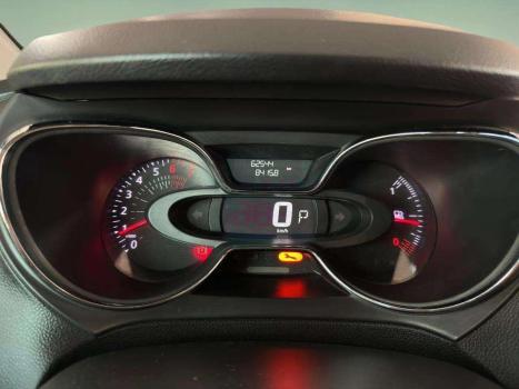 RENAULT Captur 1.6 16V 4P FLEX SCE INTENSE X-TRONIC CVT, Foto 10 RENAULT Captur 1.6 16V 4P FLEX SCE INTENSE X-TRONIC CVT, Foto 10
