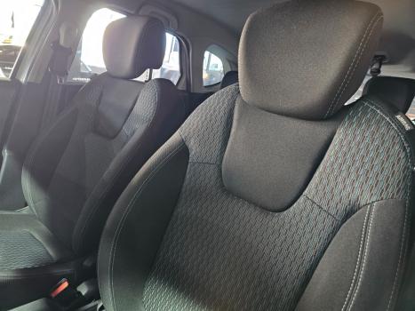 RENAULT Captur 1.6 16V 4P FLEX SCE LIFE X-TRONIC CVT, Foto 9