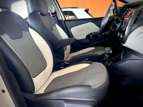 RENAULT Captur 1.6 16V 4P FLEX SCE INTENSE X-TRONIC CVT, Foto 17