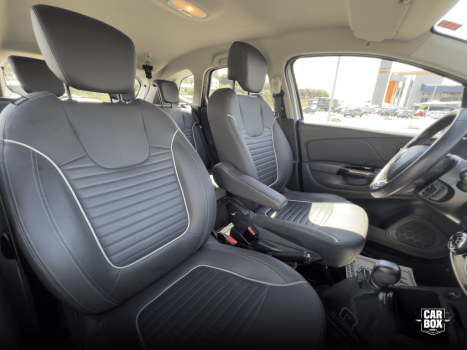 RENAULT Captur 1.6 16V 4P FLEX SCE INTENSE X-TRONIC CVT, Foto 10