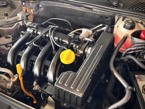 RENAULT Clio Hatch 1.0 16V 4P EXPRESSION, Foto 23