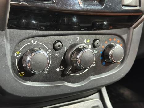 RENAULT Duster 1.6 16V 4P FLEX EXPRESSION AUTOM�TICO CVT, Foto 16