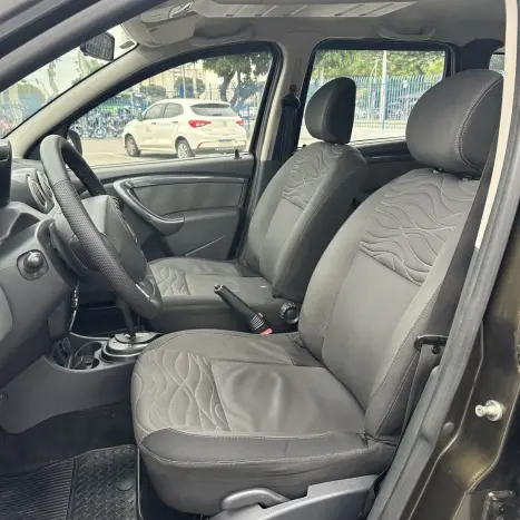 RENAULT Duster 2.0 16V 4P FLEX DYNAMIQUE AUTOM�TICO, Foto 9