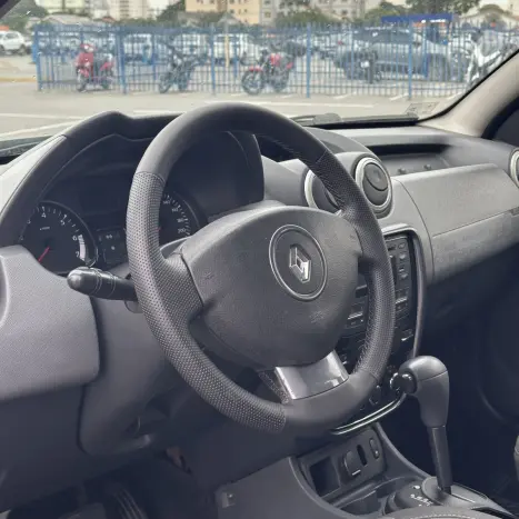 RENAULT Duster 2.0 16V 4P FLEX DYNAMIQUE AUTOM�TICO, Foto 10