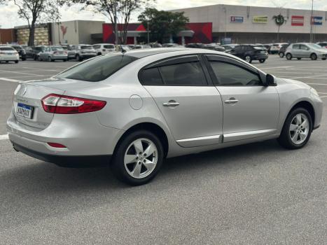RENAULT Fluence 2.0 16V 4P FLEX DYNAMIQUE AUTOM�TICO, Foto 4