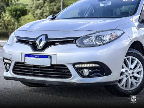 RENAULT Fluence 2.0 16V 4P FLEX DYNAMIQUE PLUS AUTOM�TICO, Foto 4