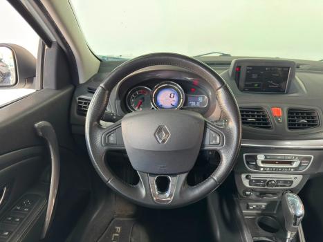 RENAULT Fluence 2.0 16V 4P FLEX DYNAMIQUE PLUS AUTOM�TICO, Foto 8