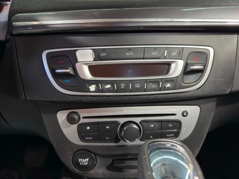 RENAULT Fluence 2.0 16V 4P FLEX DYNAMIQUE PLUS AUTOM�TICO, Foto 16