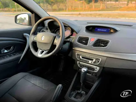 RENAULT Fluence 2.0 16V 4P FLEX DYNAMIQUE PLUS AUTOM�TICO, Foto 7