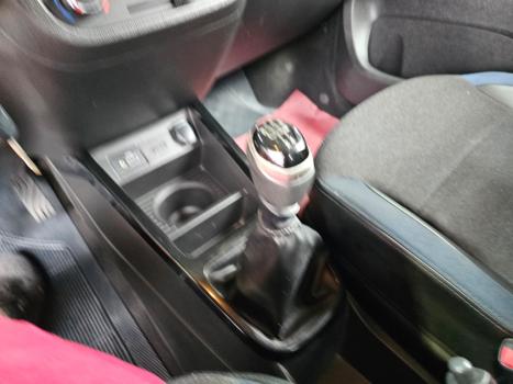 RENAULT Kwid 1.0 12V 4P SCE FLEX INTENSE, Foto 8