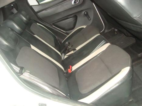 RENAULT Kwid 1.0 12V 4P SCE FLEX INTENSE, Foto 6