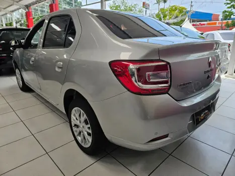 RENAULT Logan 1.0 12V 4P FLEX SCE ZEN, Foto 6