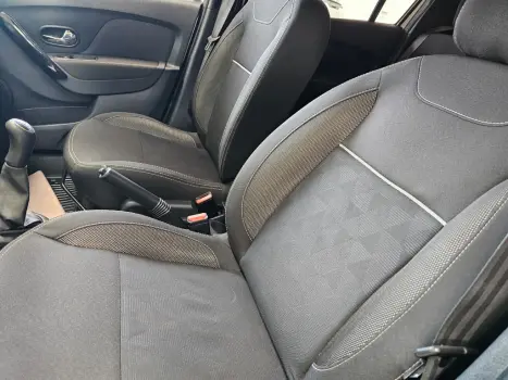 RENAULT Logan 1.0 12V 4P FLEX SCE ZEN, Foto 8