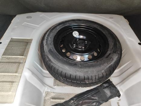 RENAULT Logan 1.0 12V 4P FLEX SCE ZEN, Foto 2