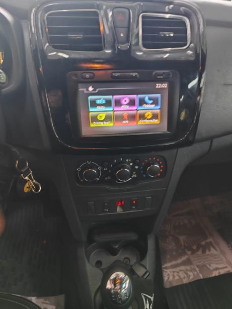 RENAULT Logan 1.0 12V 4P FLEX SCE ZEN, Foto 3