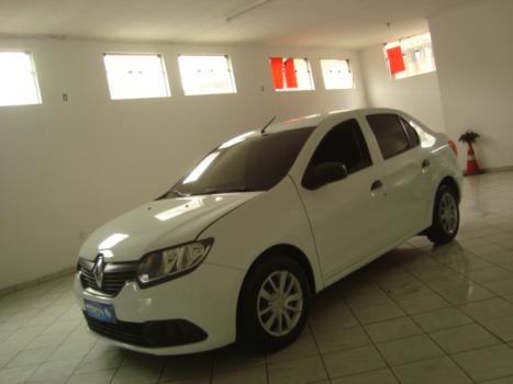 RENAULT Logan 1.0 12V 4P FLEX SCE AUTHENTIQUE, Foto 2