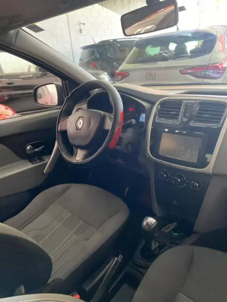 RENAULT Logan 1.6 16V 4P FLEX EXPRESSION AUTOMTICO, Foto 5