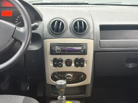 RENAULT Logan 1.6 16V 4P FLEX EXPRESSION, Foto 11