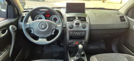 RENAULT Megane Grand Tour 1.6 16V 4P FLEX DYNAMIQUE, Foto 8