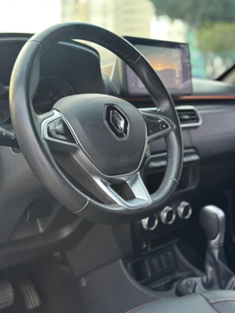 RENAULT Oroch 1.3 16V 4P OUTSIDER TURBO TCe AUTOMTICO CVT, Foto 14