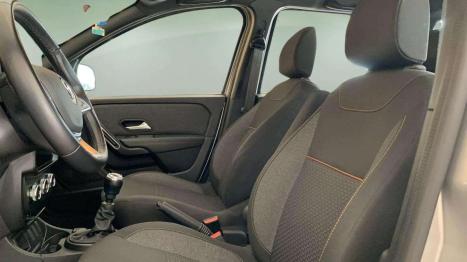 RENAULT Oroch 1.6 16V FLEX SCE ICONIC, Foto 9