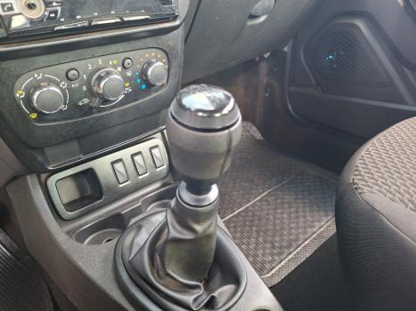 RENAULT Oroch 1.6 16V 4P FLEX PRO, Foto 10