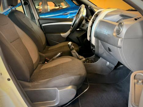 RENAULT Oroch 1.6 16V 4P FLEX EXPRESSION, Foto 15