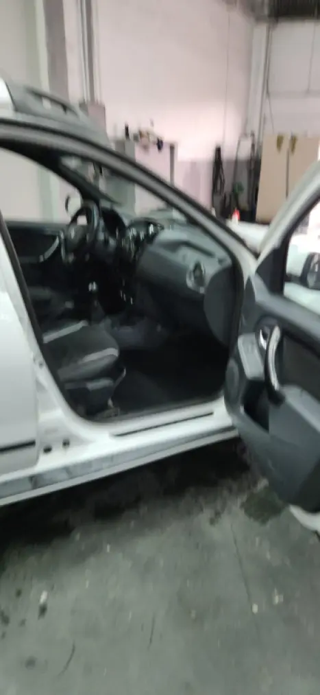 RENAULT Oroch 2.0 16V 4P FLEX DYNAMIQUE, Foto 7 RENAULT Oroch 2.0 16V 4P FLEX DYNAMIQUE, Foto 7