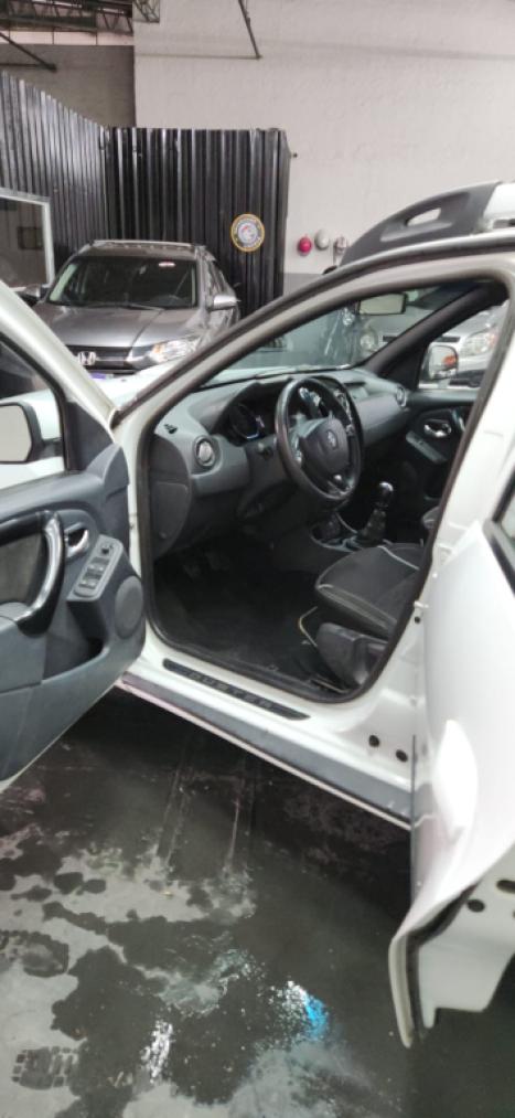 RENAULT Oroch 2.0 16V 4P FLEX DYNAMIQUE, Foto 12 RENAULT Oroch 2.0 16V 4P FLEX DYNAMIQUE, Foto 12