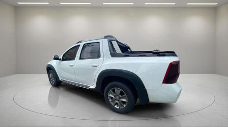 RENAULT Oroch 2.0 16V 4P FLEX DYNAMIQUE AUTOM�TICO, Foto 4