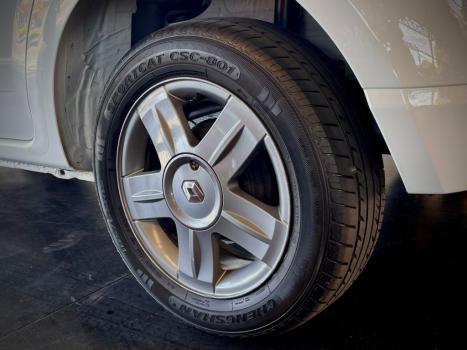 RENAULT Sandero 1.0 16V 4P FLEX EXPRESSION, Foto 21