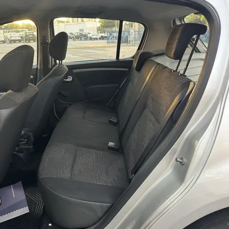 RENAULT Sandero 1.0 16V 4P FLEX EXPRESSION, Foto 5