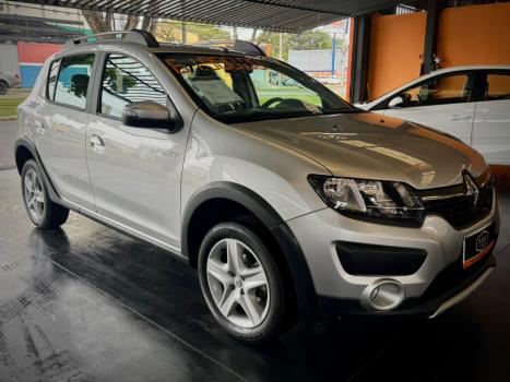 RENAULT Sandero 1.6 16V 4P FLEX SCE STEPWAY DINAMIQUE EASY-R AUTOMATIZADO, Foto 3 RENAULT Sandero 1.6 16V 4P FLEX SCE STEPWAY DINAMIQUE EASY-R AUTOMATIZADO, Foto 3