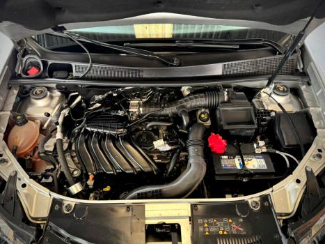 RENAULT Sandero 1.6 16V 4P FLEX SCE STEPWAY DINAMIQUE EASY-R AUTOMATIZADO, Foto 22 RENAULT Sandero 1.6 16V 4P FLEX SCE STEPWAY DINAMIQUE EASY-R AUTOMATIZADO, Foto 22