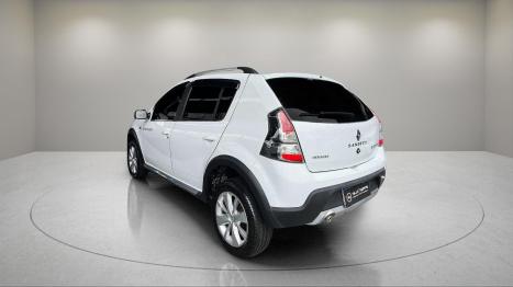 RENAULT Sandero 1.6 16V 4P FLEX STEPWAY AUTOMTICO, Foto 4